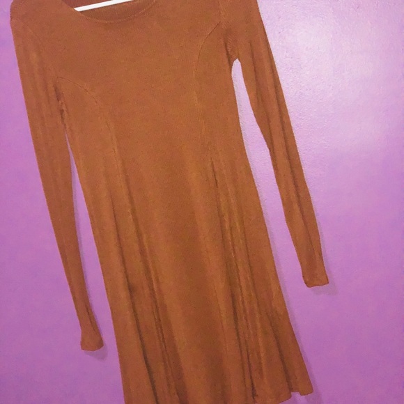 Dress - Picture 1 of 5